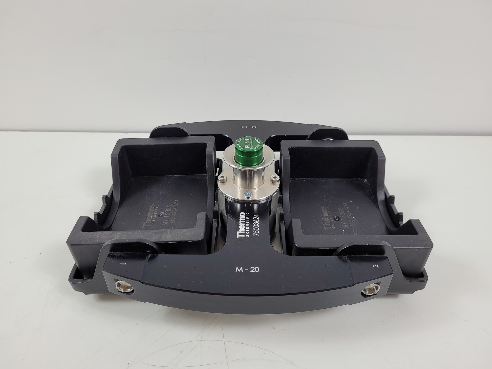 Image of Thermo Scientific M-20 75003624 4000rpm Microplate Centrifuge Rotor Lab