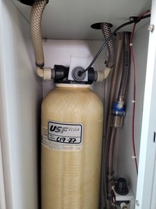 Thumbnail image of Fistreem Cyclon Water Purification System - Dioniser, Reservoir & Still Lab