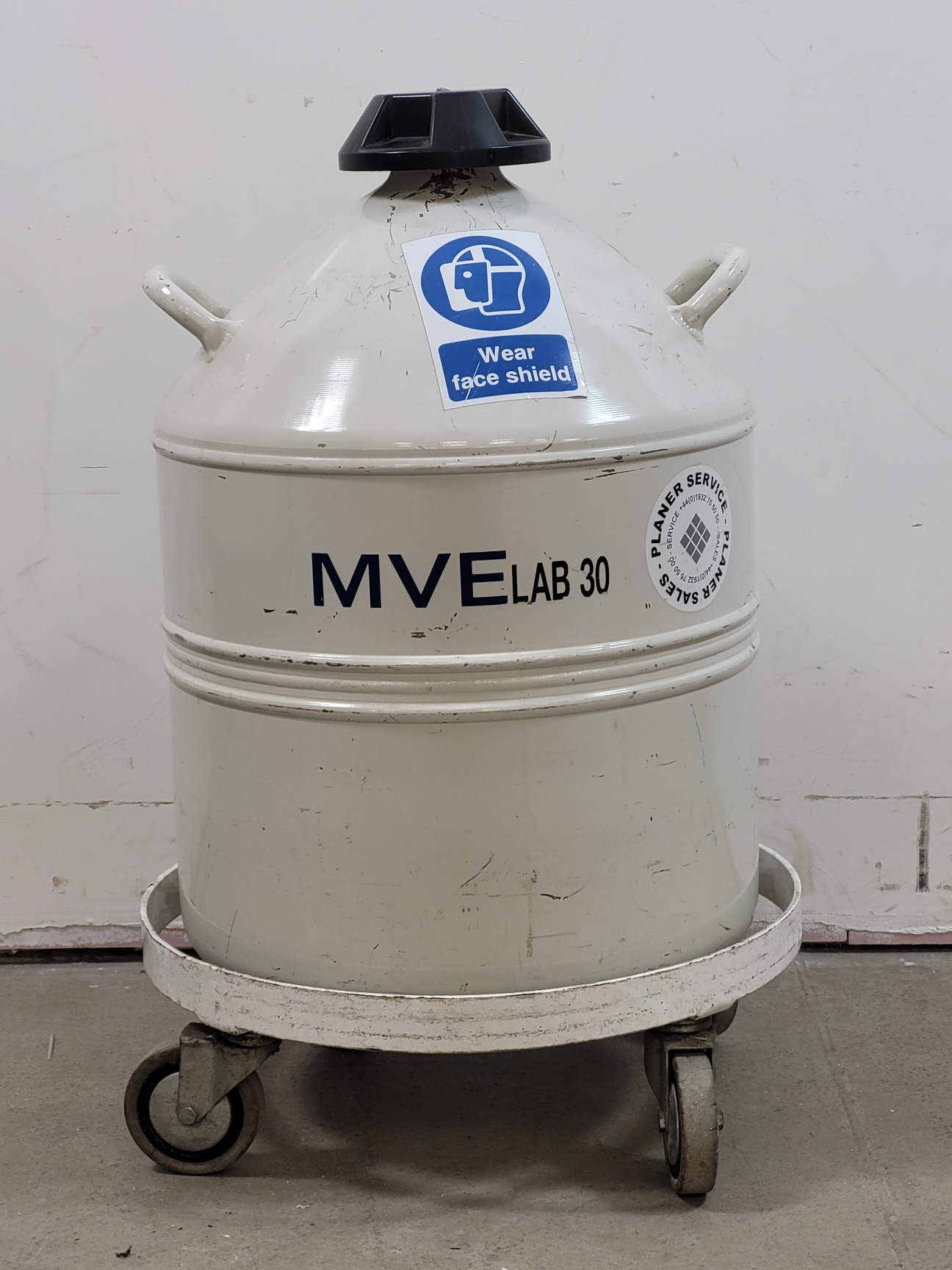 Image of MVE LAB 30 Liquid Nitrogen Dewar with Trolley 30 Litre Lab