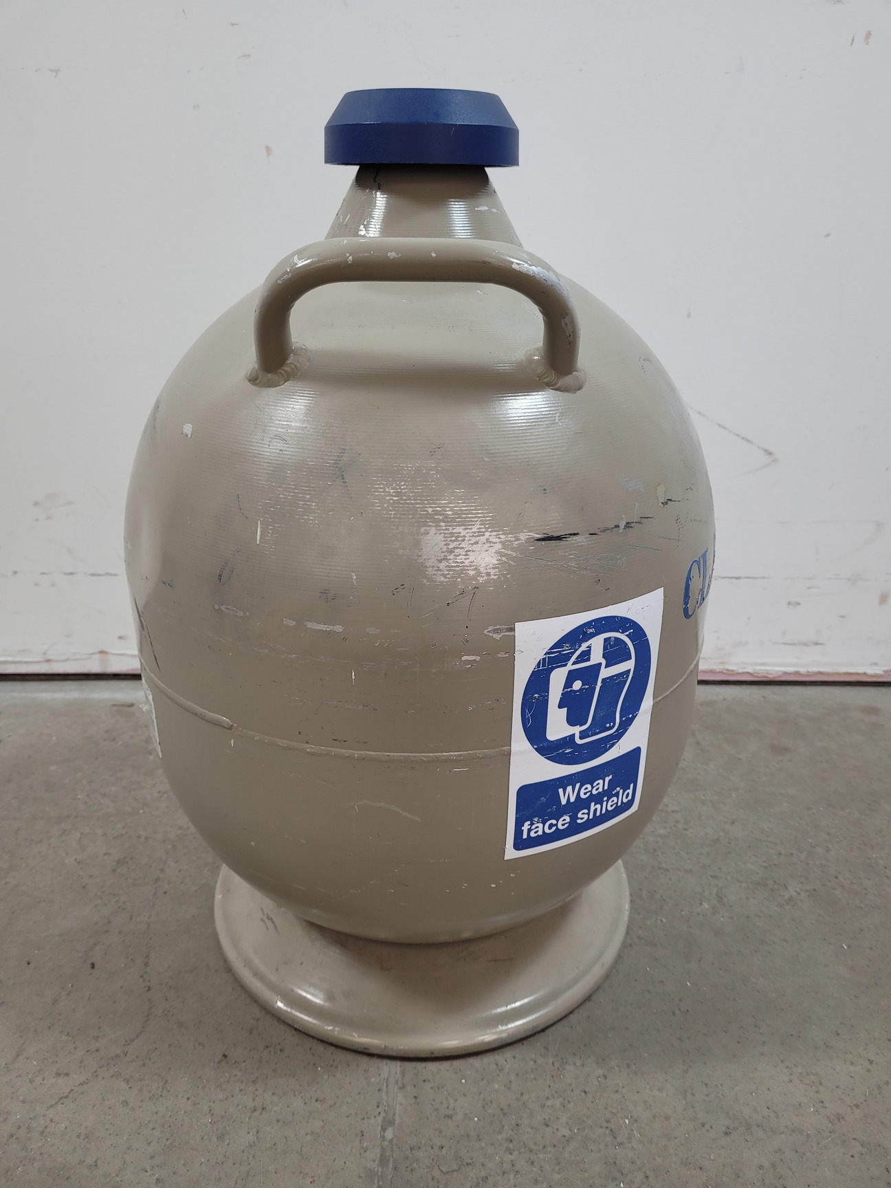 Image of Jencons Taylor-Wharton Classic 25 Liquid Nitrogen Storage Dewar with Trolley lab