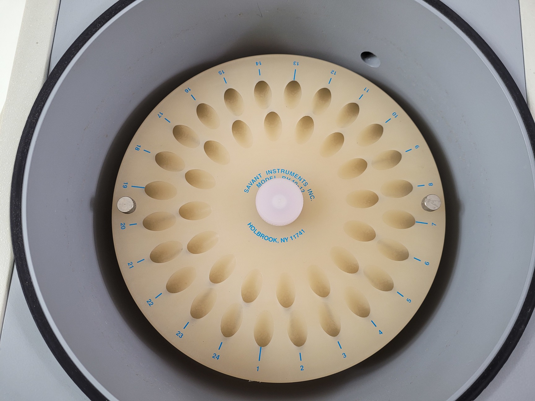 Image of Savant Speed Vac Model SPD111V Concentrator Centrifuge Lab 