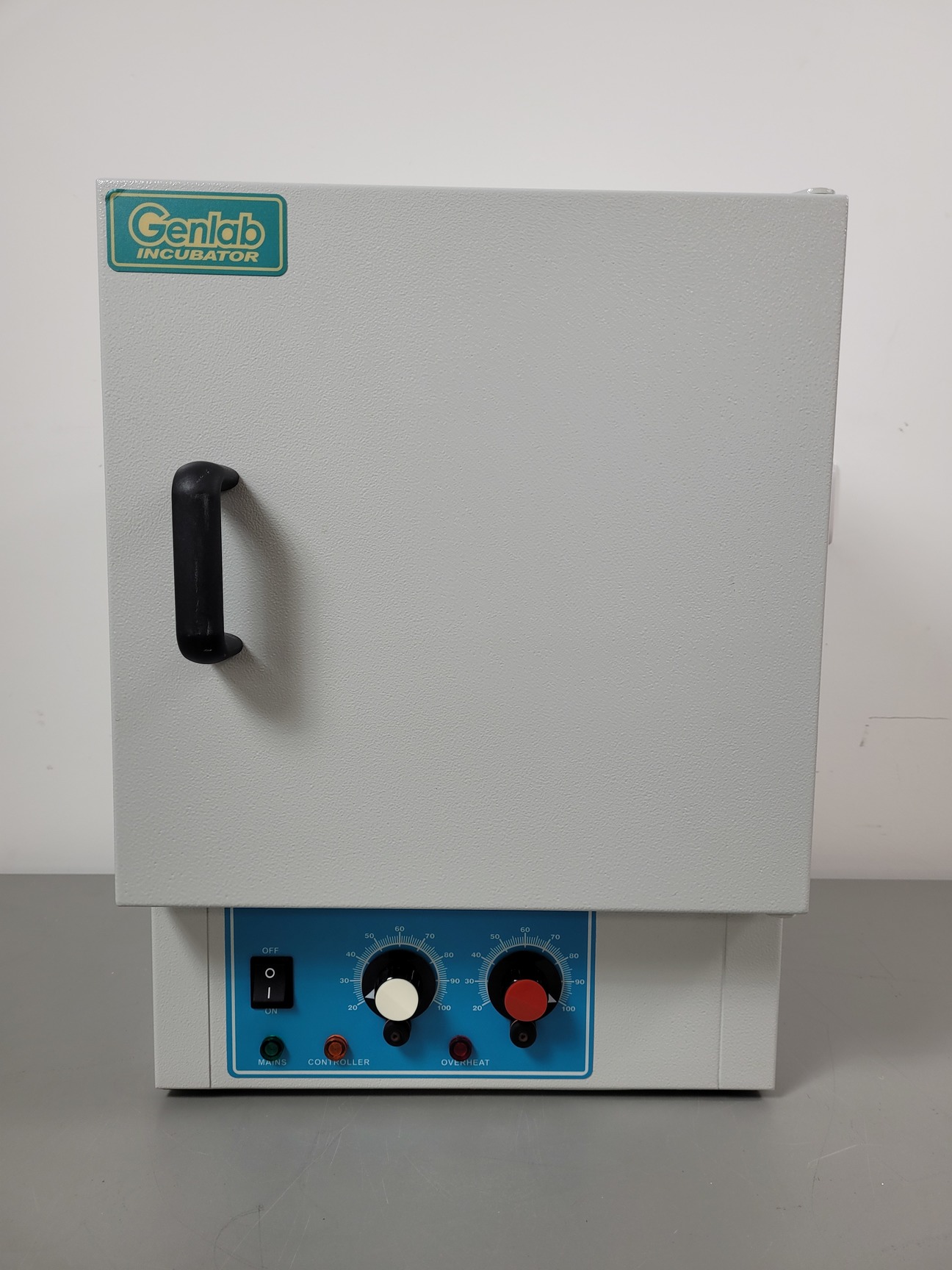 Image of Genlab MINI/18 General Purpose Laboratory Incubator Lab
