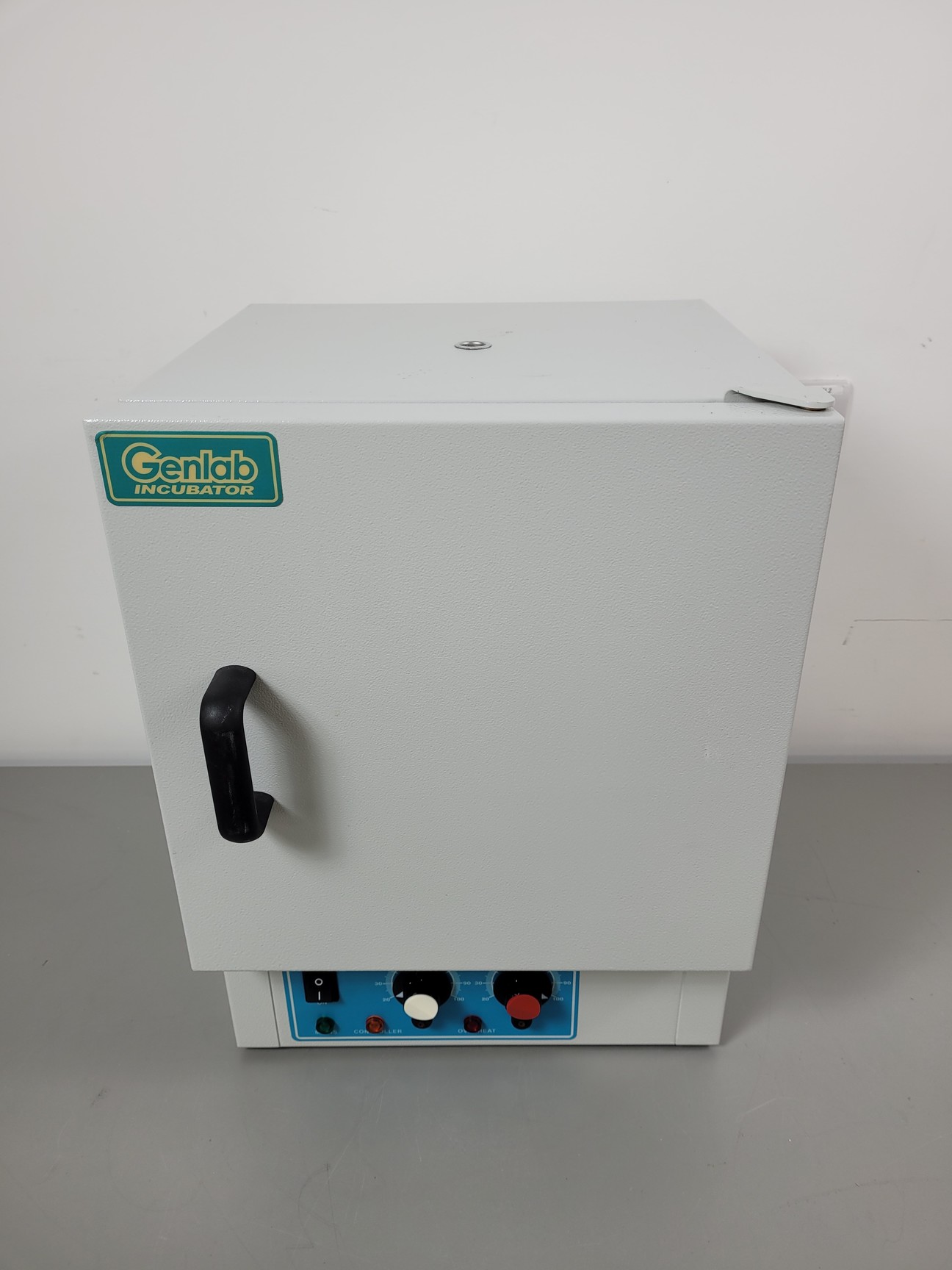 Image of Genlab MINI/18 General Purpose Laboratory Incubator Lab