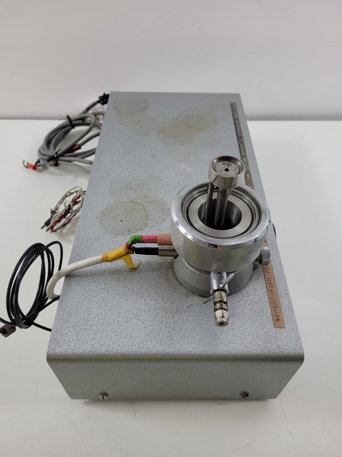 Image of Gallenkamp Ballistic Bomb Calorimeter Lab