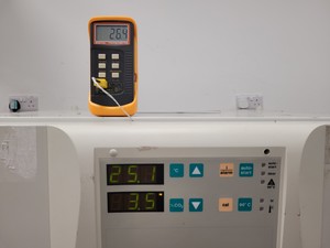 Thumbnail image of Kendro HERACell 240 Laboratory CO2 Incubator Lab