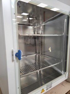 Thumbnail image of Kendro HERACell 240 Laboratory CO2 Incubator Lab
