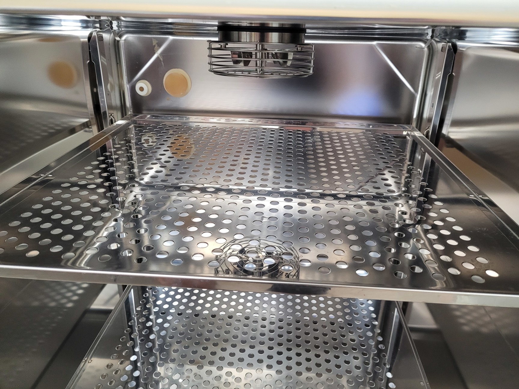 Image of Kendro HERACell 240 Laboratory CO2 Incubator Lab