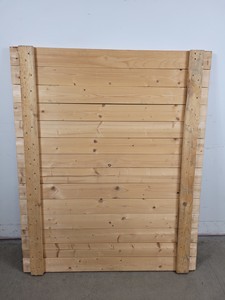 Thumbnail image of 19 x Wooden Pallet Rack Racking Shelving Boards Closed Lat L134 x W110 x H5cm
