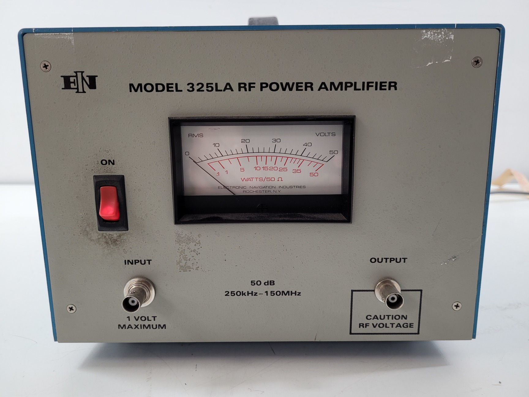 Image of ENI 325LA RF Power Amplifier Model 325LA-11511 Lab
