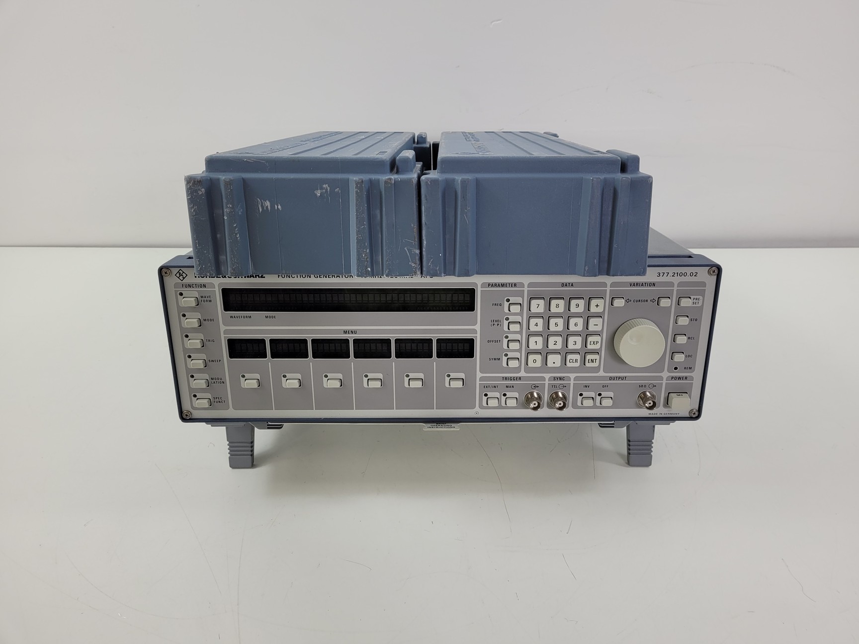 Image of Rohde & Schwarz AFG Function Generator 377.2100.02 Lab