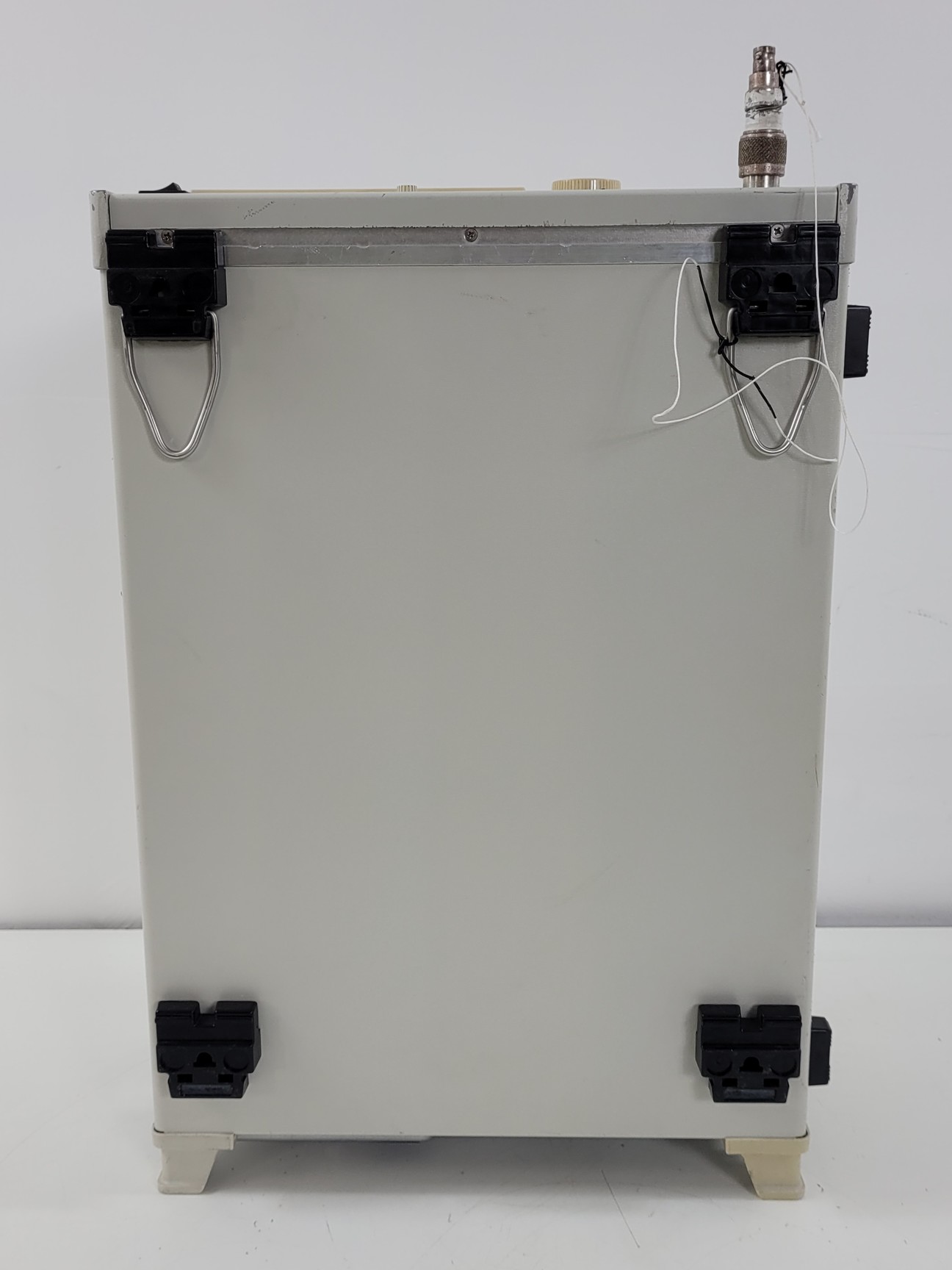 Image of Advantest Spectrum Analyser Model R3261A Lab