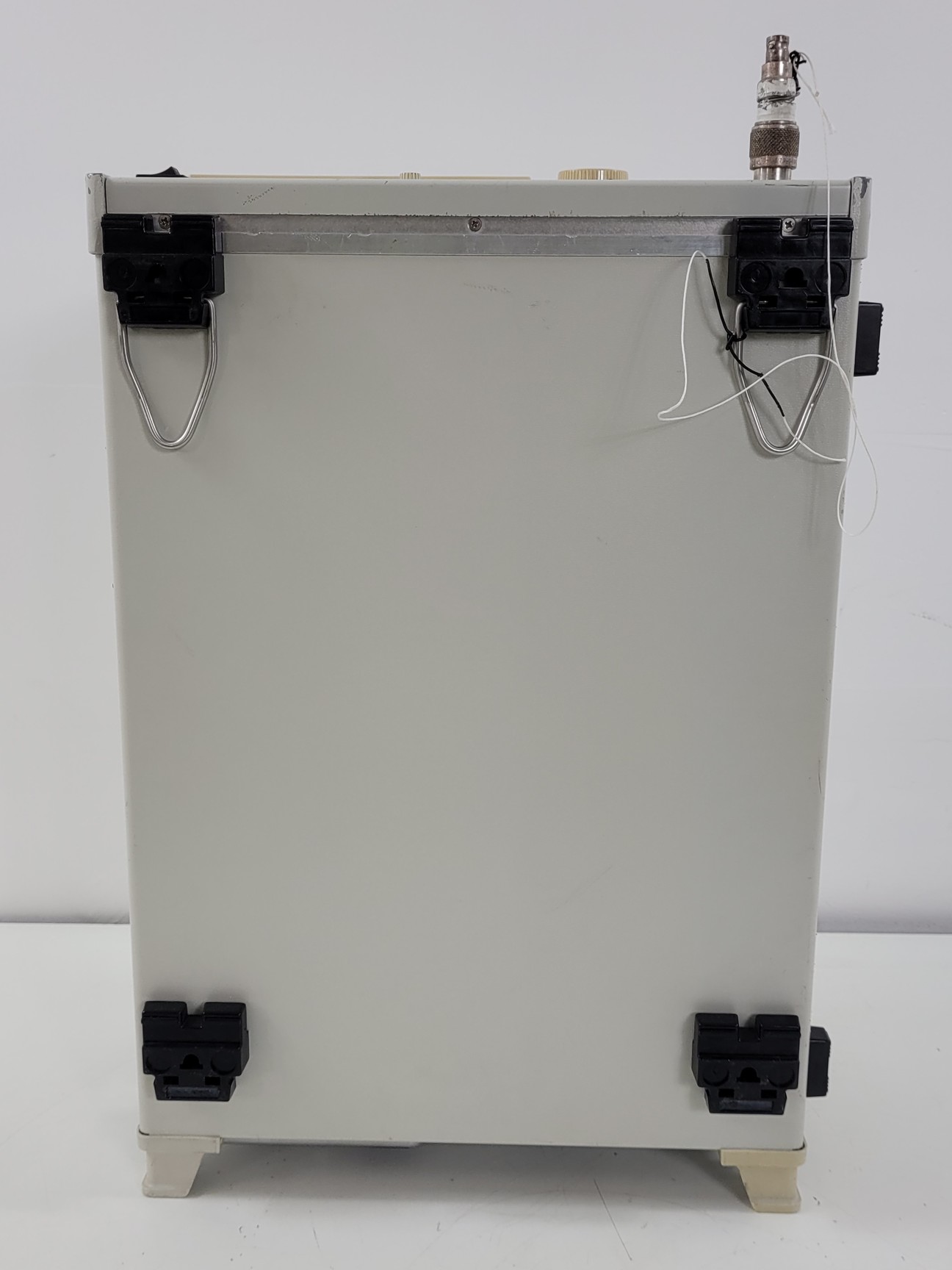 Image of Advantest Spectrum Analyser Model R3261A Lab