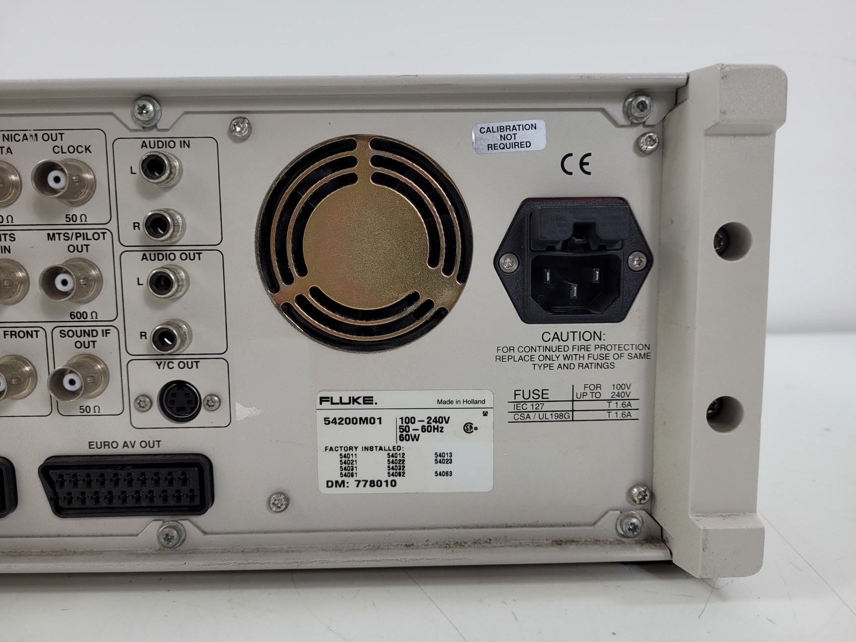 Image of FLUKE 54200M01 TV Signal Generator Lab