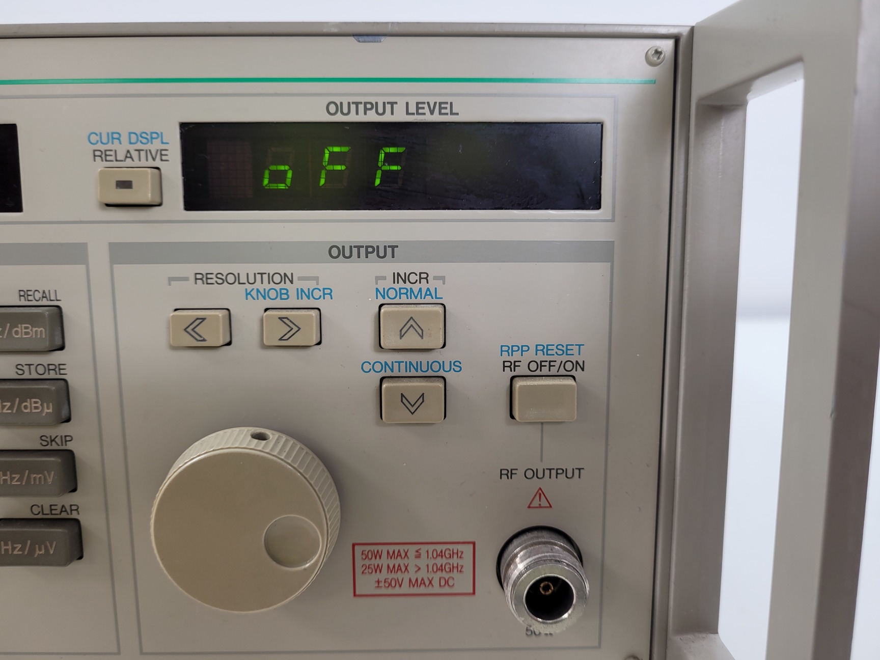 Image of Anritsu Synthesized Signal Generator Model MG3632A Lab