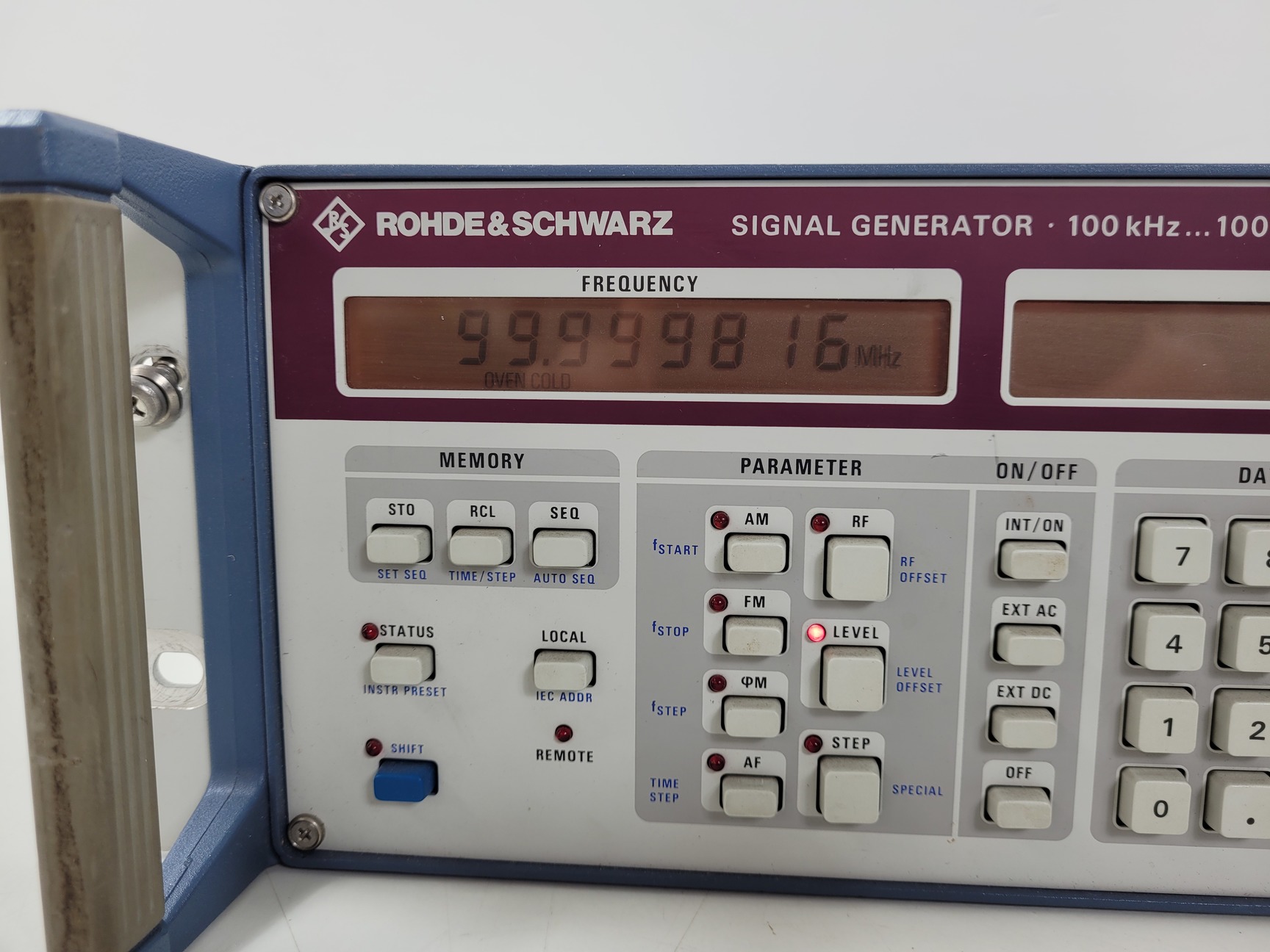 Image of Rohde & Schwarz Signal Generator SMG Model SMG-B1 Lab