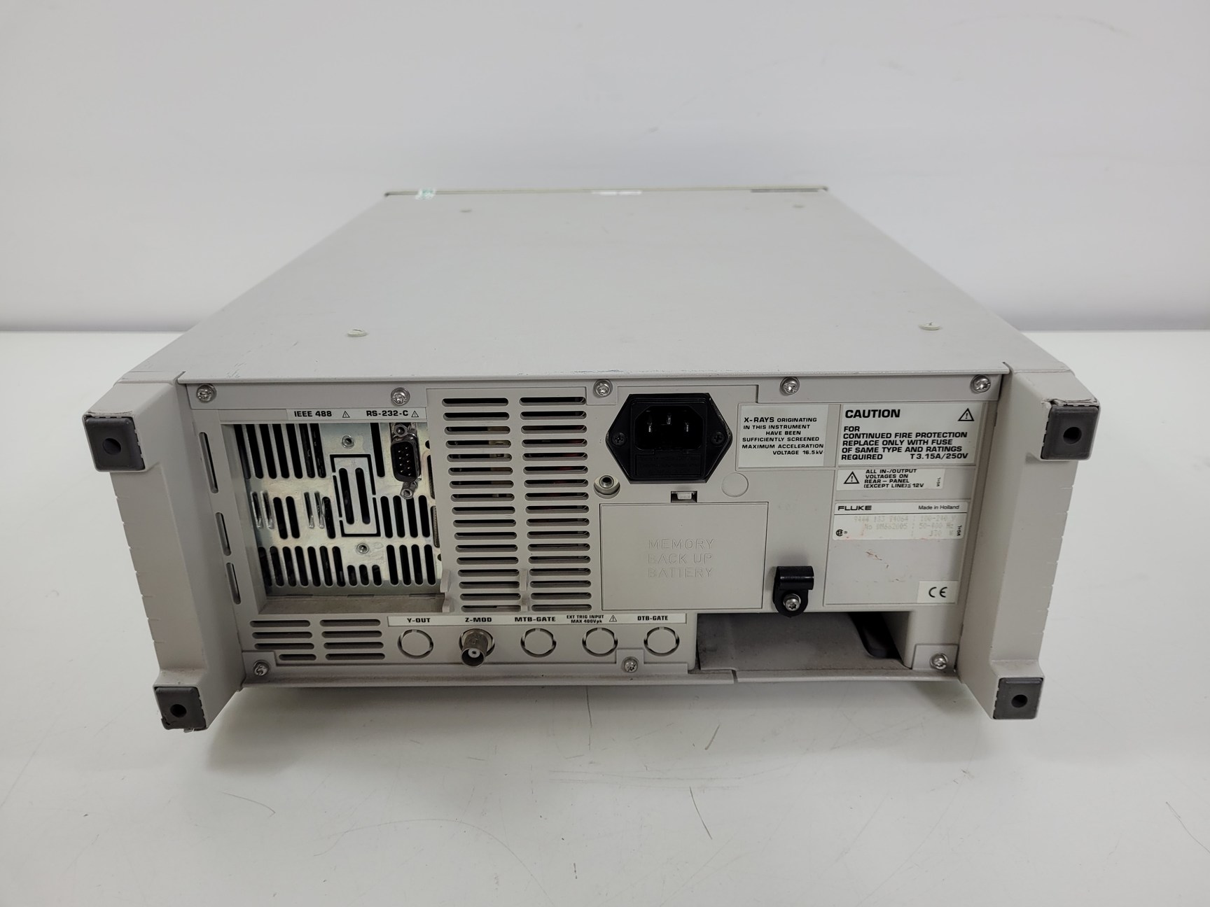 Image of FLUKE Autoranging Combiscope Oscilloscope Model PM3394A Lab
