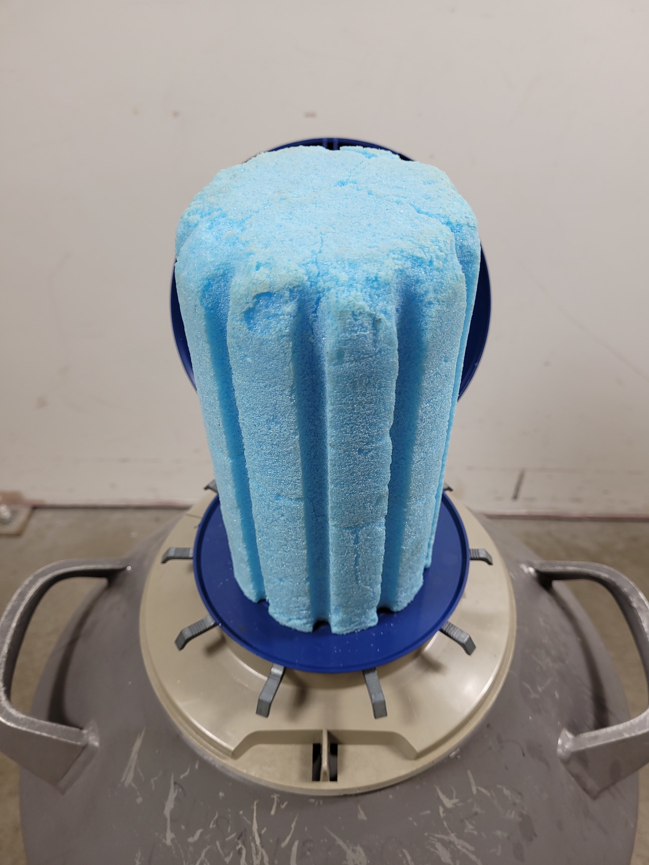 Image of Taylor-Wharton Liquid Nitrogen Sample Storage Dewar 35-HC Lab