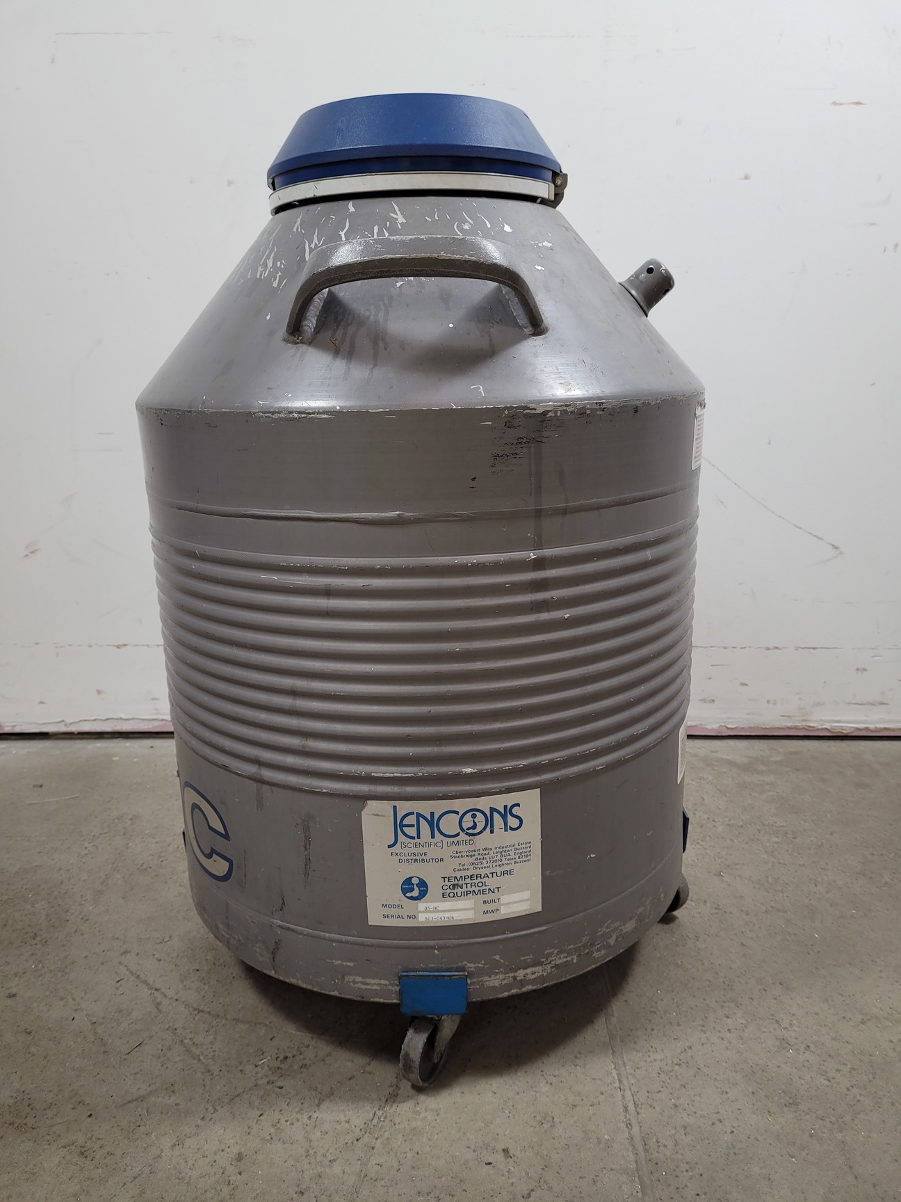 Image of Taylor-Wharton Liquid Nitrogen Sample Storage Dewar 35-HC Lab