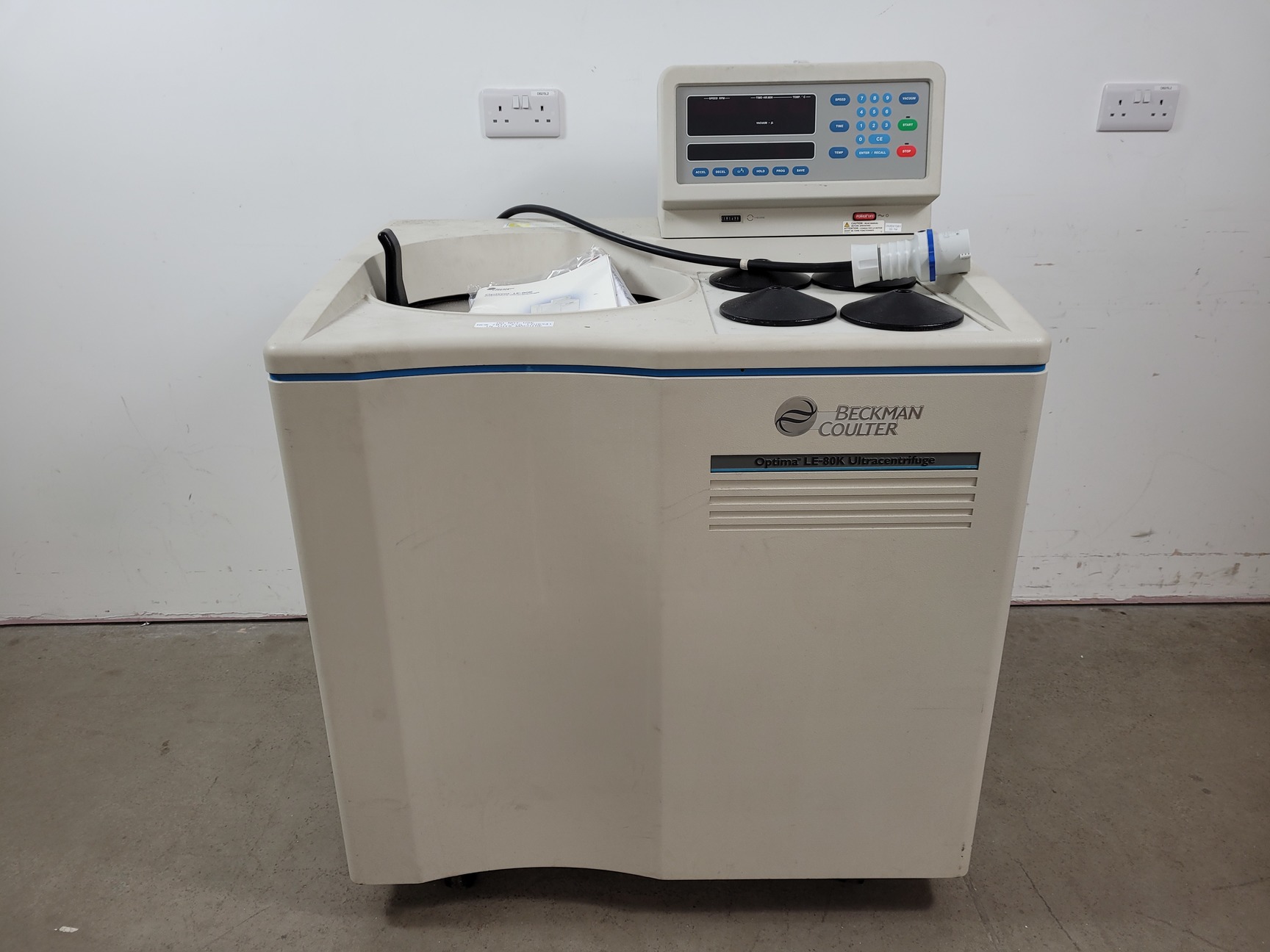 Image of Beckman Coulter Optima LE-80K Ultracentrifuge