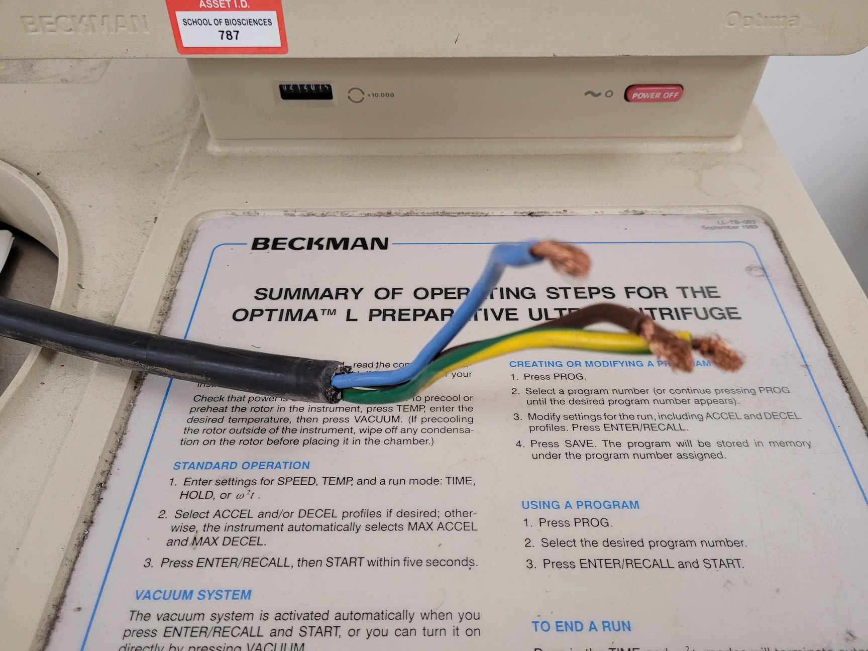 Image of Beckman Coulter L-80 Optima Ultracentrifuge Lab