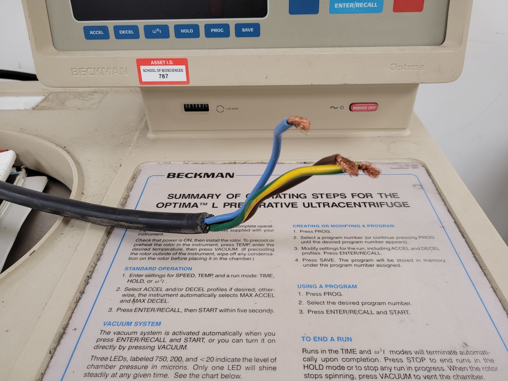 Image of Beckman Coulter L-80 Optima Ultracentrifuge Lab