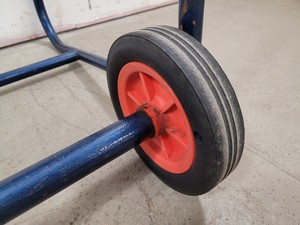 Thumbnail image of Jencons Air Reel Liquid Nitrogen Onion Dewar w/ Trolley Lab (No Lid)