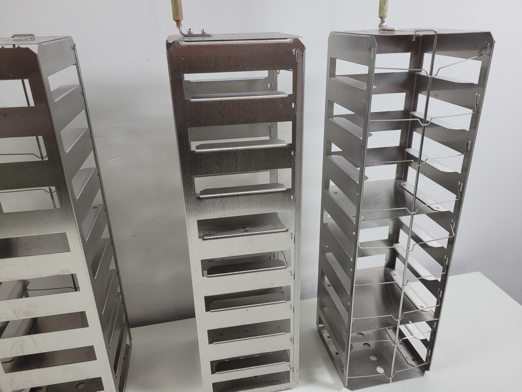 Image of Thermolyne Locator 4 Cryo Biological Liquid Nitrogen Storage Dewar Lab