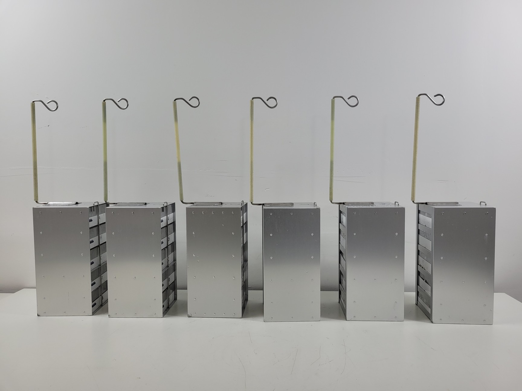 Image of Statebourne Cryogenics Biorack 3000 Liquid Nitrogen Sample Storage Dewar Lab