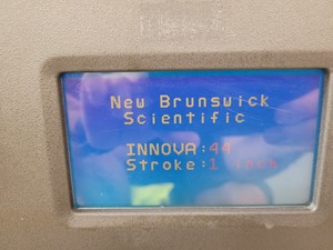 Thumbnail image of New Brunswick Scientific Innova 44 Incubator/Shaker w/ Accessories 