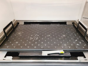 Thumbnail image of New Brunswick Scientific Innova 44 Incubator/Shaker w/ Accessories 