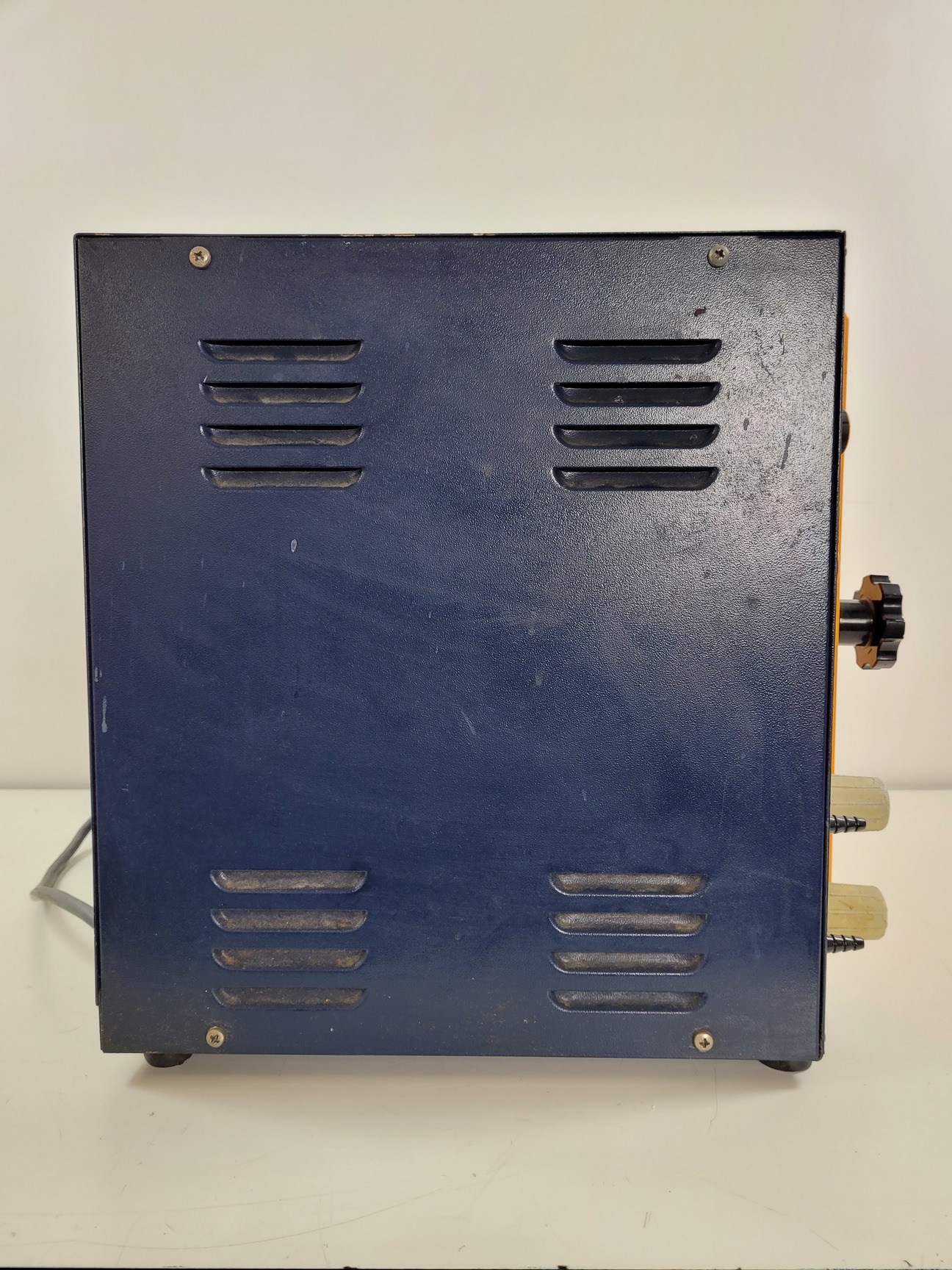 Image of Gallenkamp Laboratory Vacuum Oven  App No. 2350 F 01  CN 0VL 570 010J Faulty 