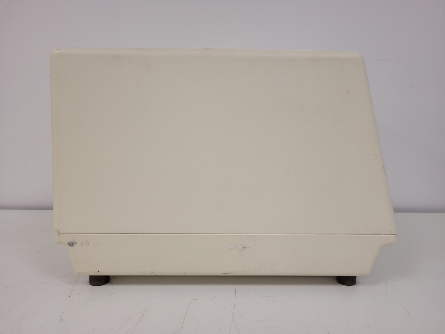 Image of Sigma Benchtop Centrifuge Model 201M with 14000rpm Rotor Lab