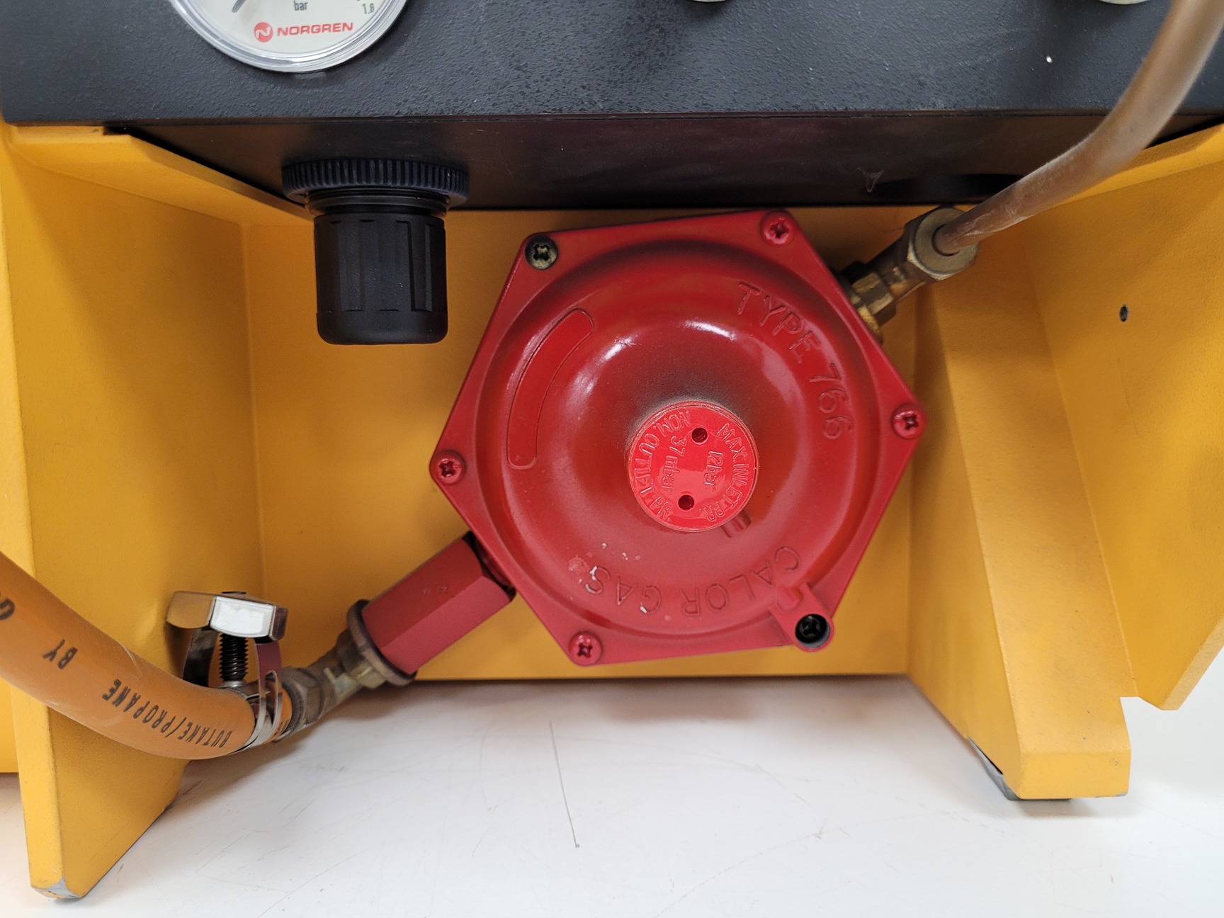 Image of Gallenkamp Digital Flame Analyser FGA-350-L w/ Lafert Air Compressor Pump Lab