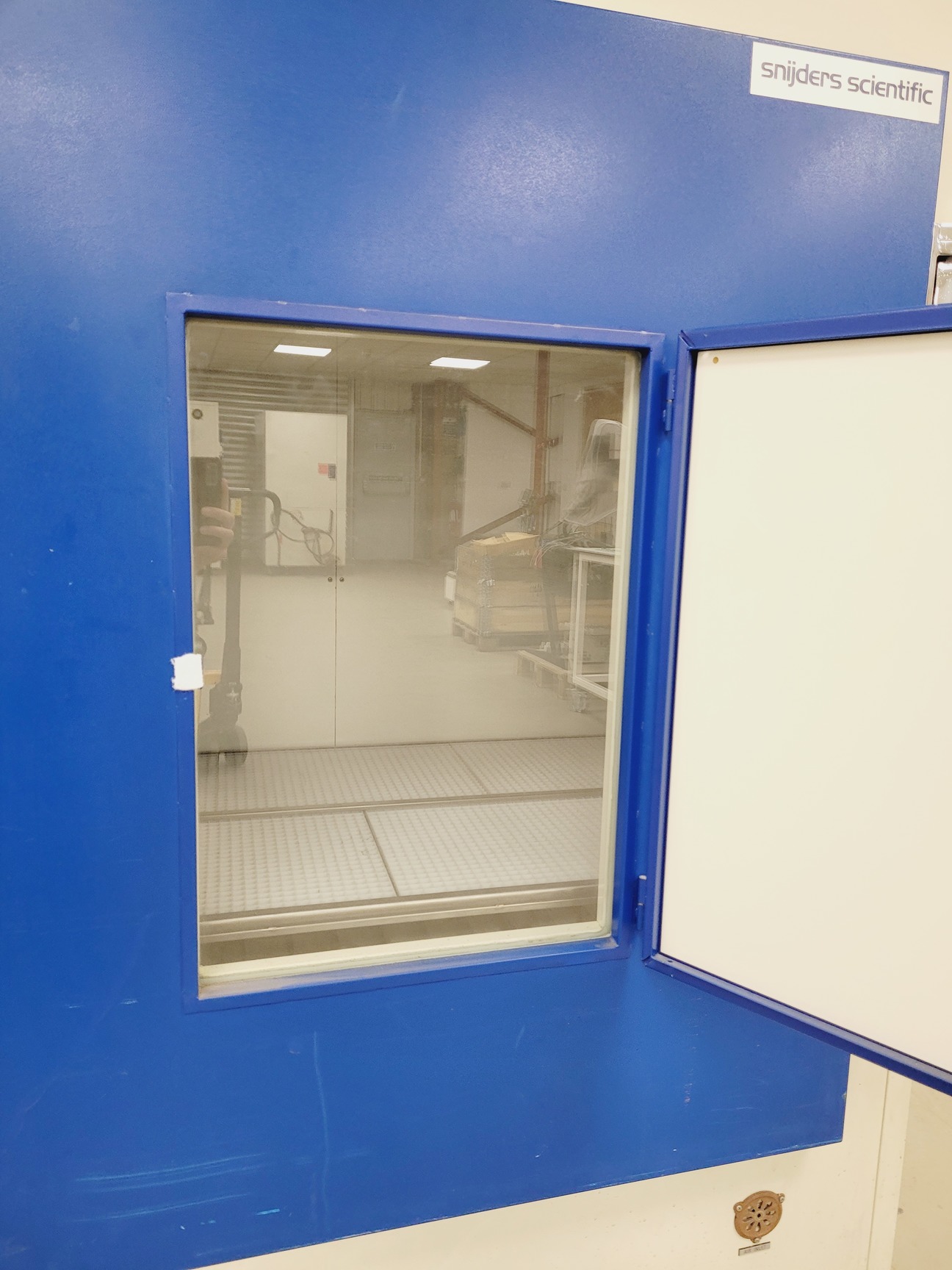 Image of Snijders Scientific Microclima 1000 Large Plant Growth Chamber Incubator Lab