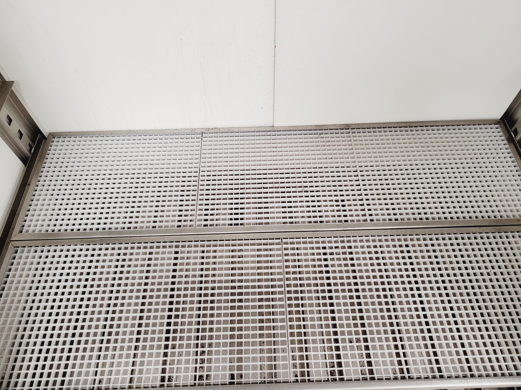 Image of Snijders Scientific Microclima 1000 Large Plant Growth Chamber Incubator Lab
