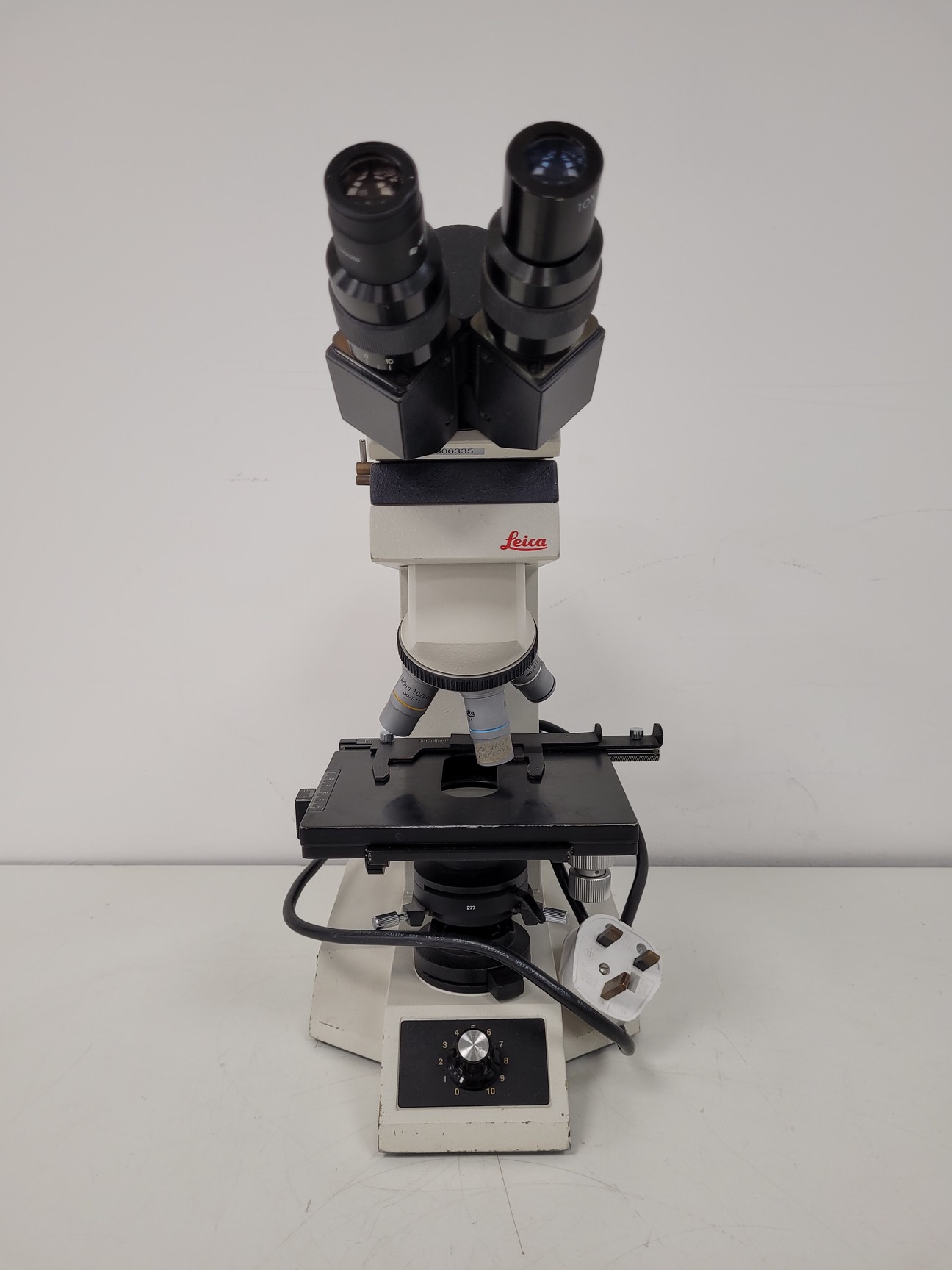 Microscope 2000 Model Lab Record Leica ATC 2000 Compound Microscope w/ 4 x Objectives Achro Lab