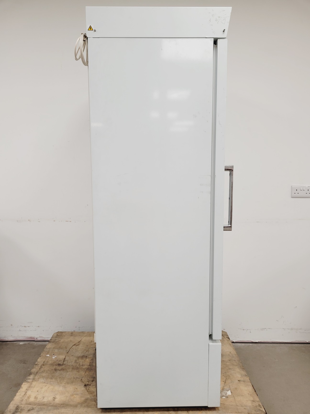 Image of LMS Model 300 Cooled Laboratory Incubator Lab