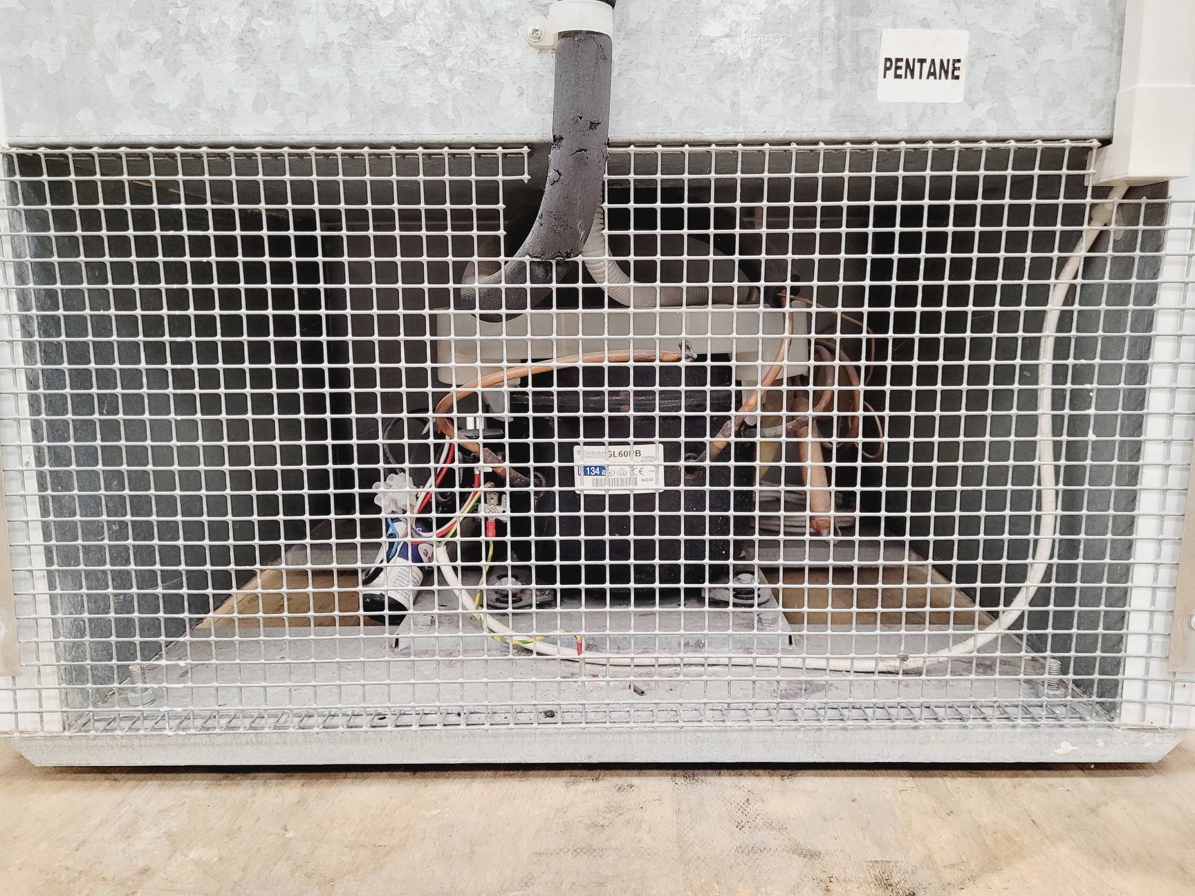 Image of LMS Model 300 Cooled Laboratory Incubator Lab