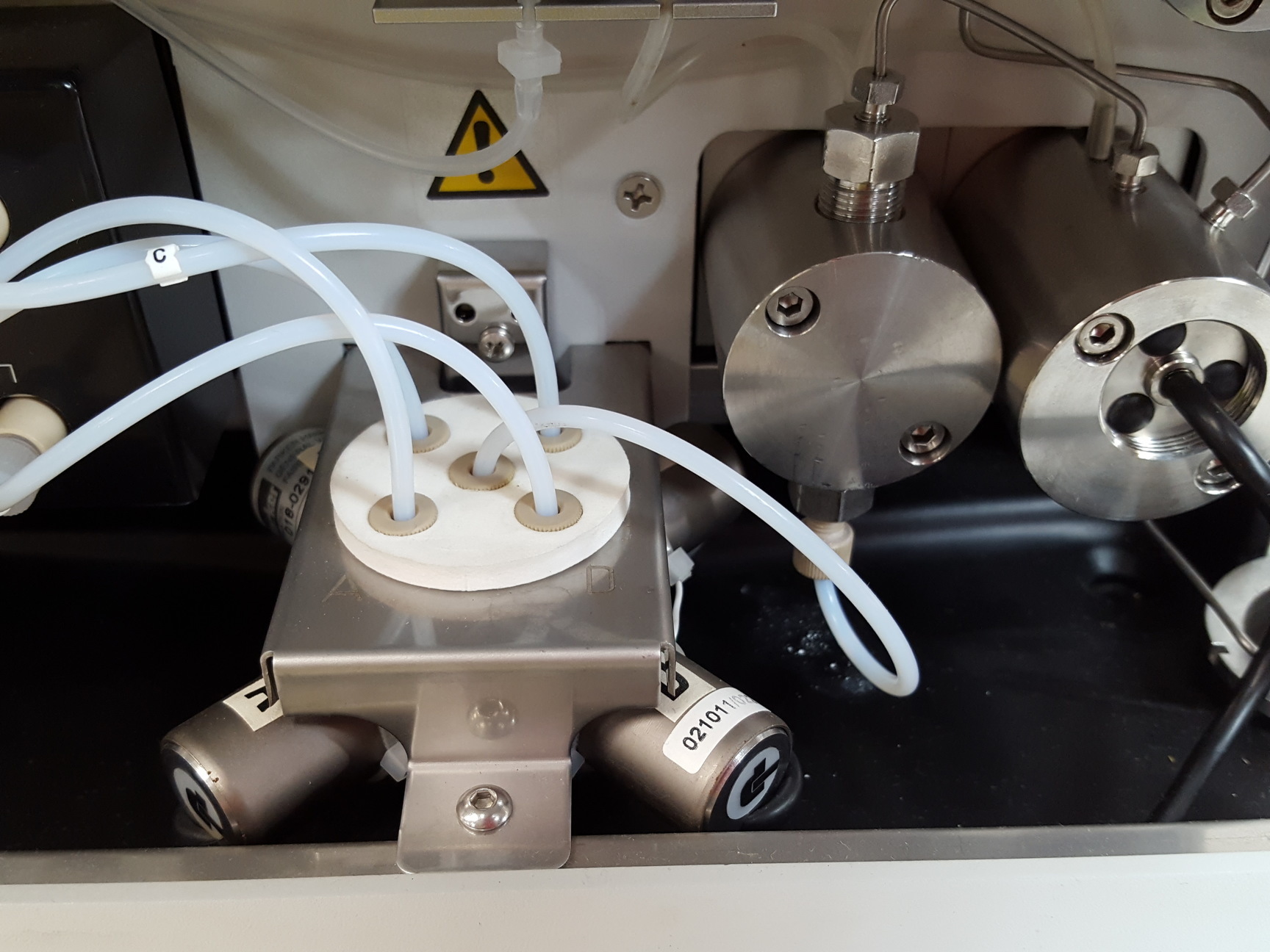 Image of Dionex HPLC System - UCI-100, PDA-100, RF 2000, TCC-100, P680A LPG-4  Lab