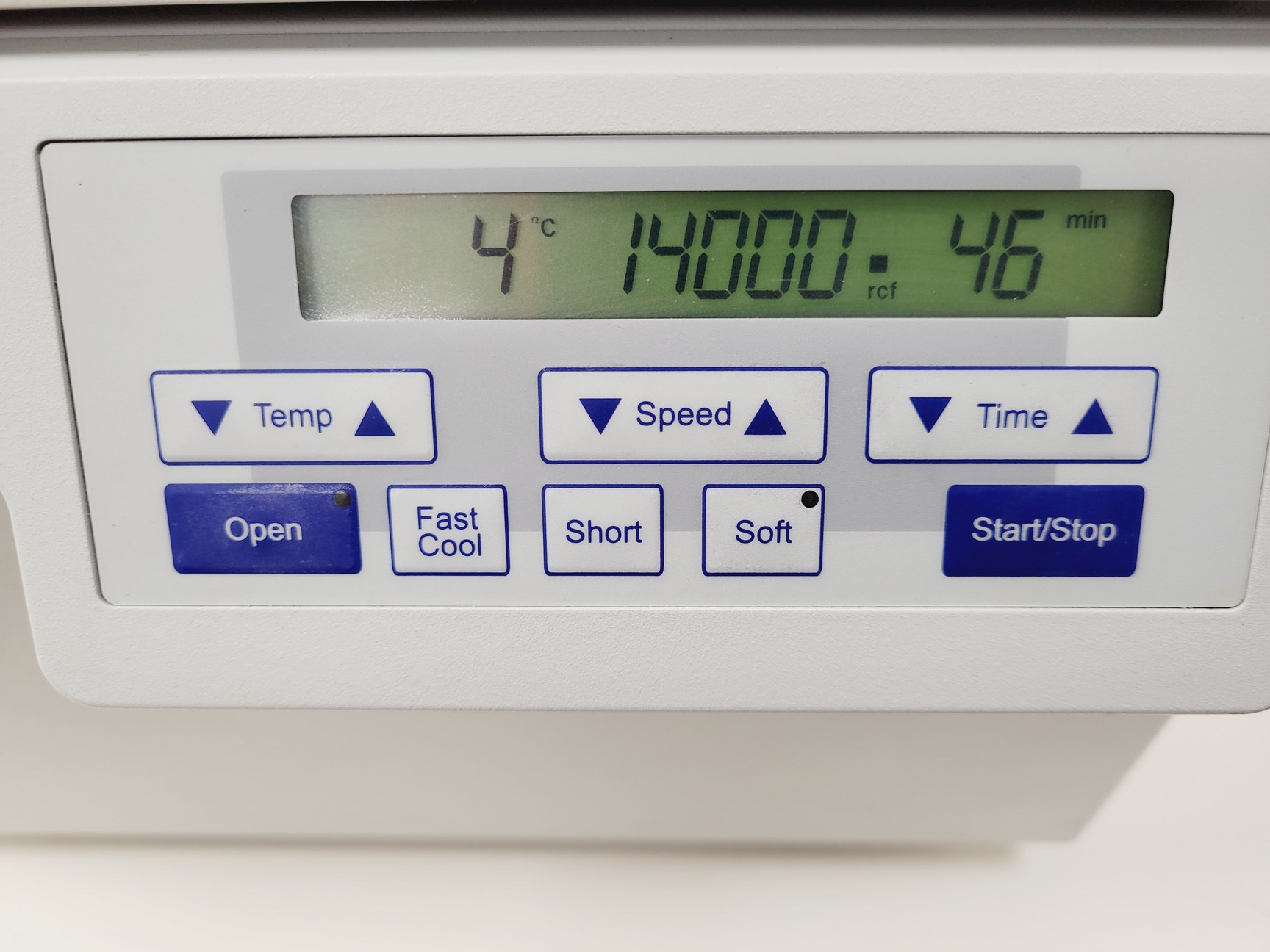 Image of Eppendorf Refrigerated Centrifuge 5417R with FA 45-30-11 Rotor Spares/Repairs