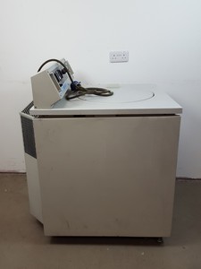 Thumbnail image of Sorvall Refrigerated Laboratory Centrifuge RC-5B Plus with SS-34 Rotor Lab