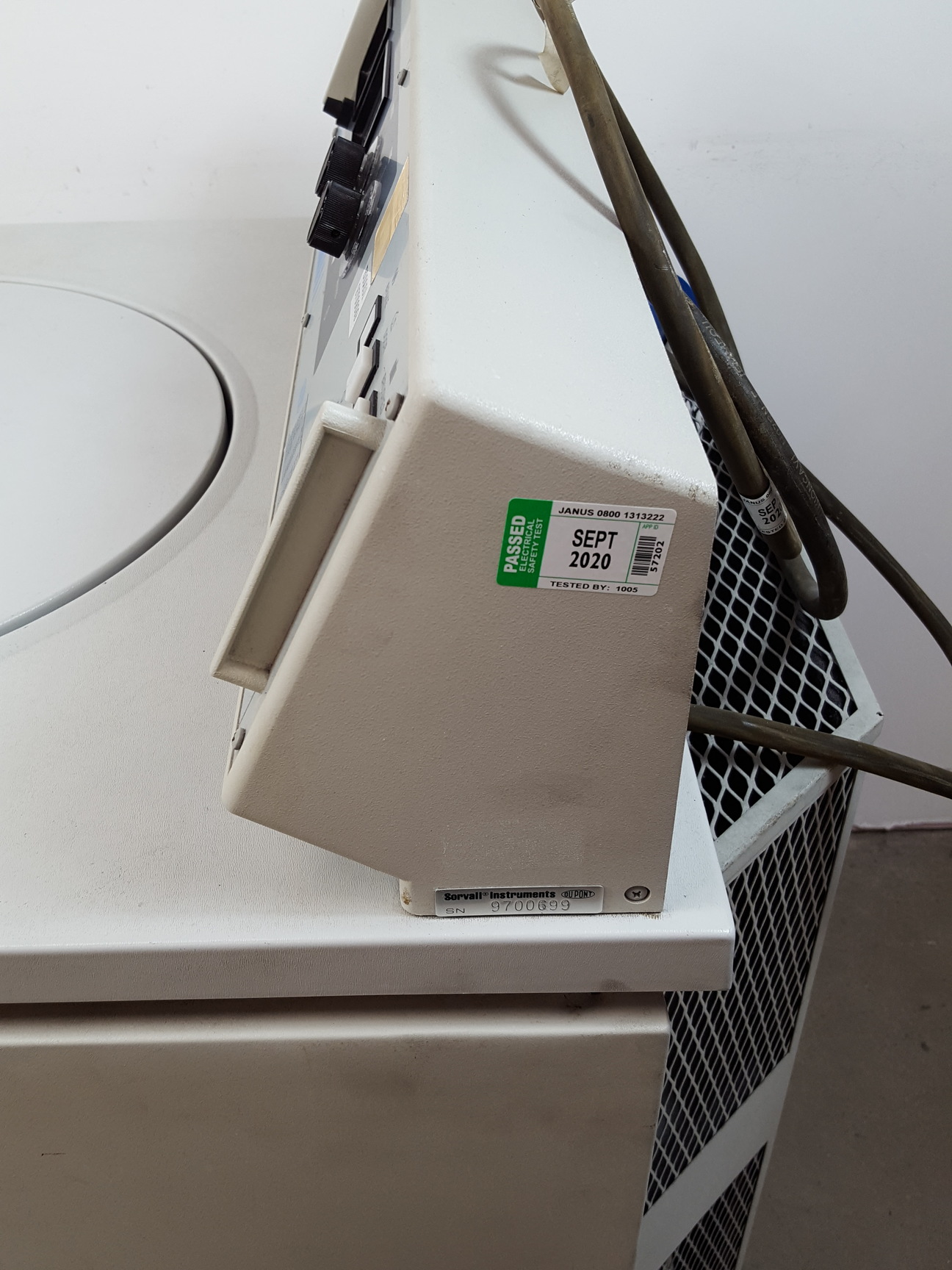 Image of Sorvall Refrigerated Laboratory Centrifuge RC-5B Plus with SS-34 Rotor Lab