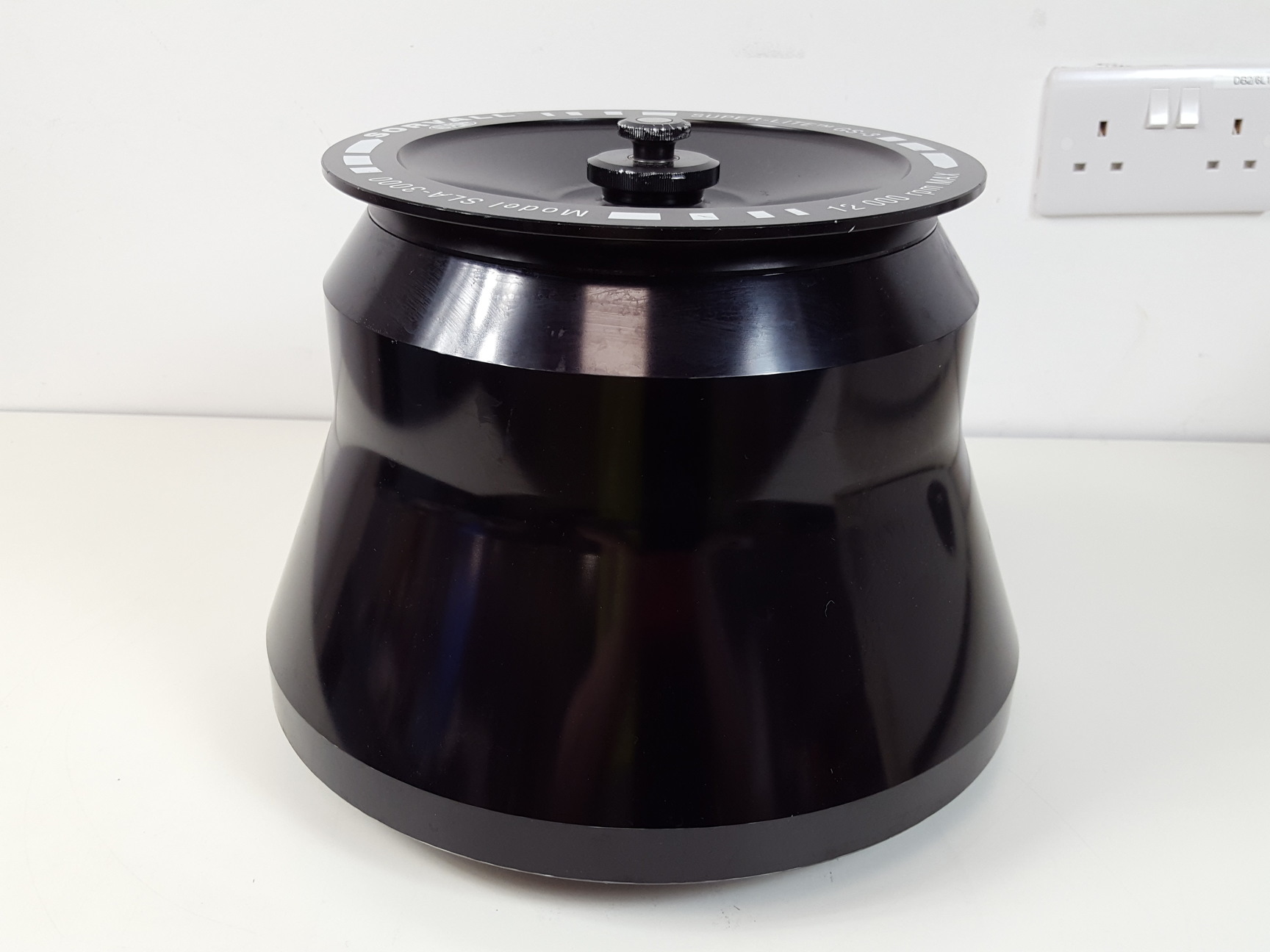 Image of Sorvall Model SLA-3000  Super-Lite GS-3  12000 rpm MAX Centrifuge Rotor Lab