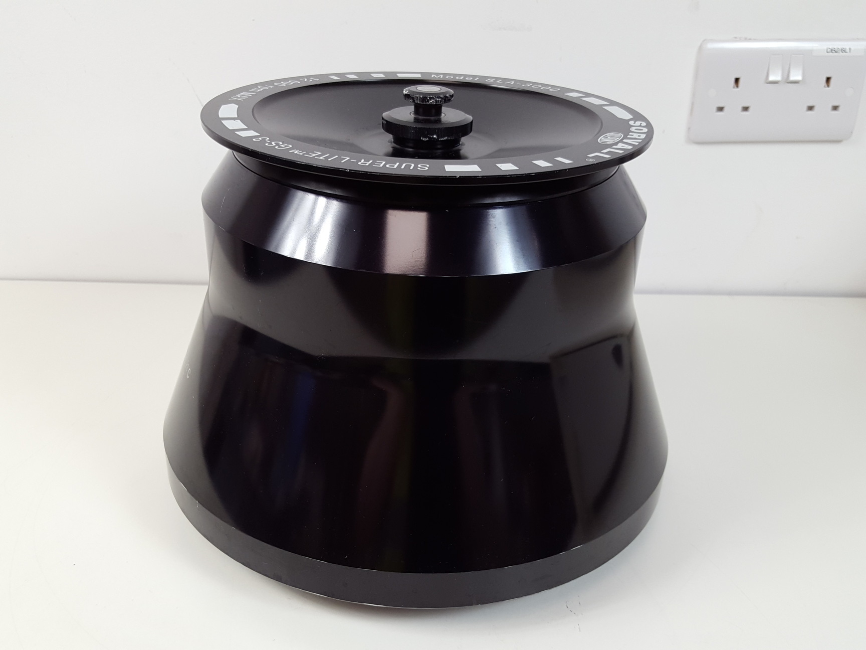 Image of Sorvall Model SLA-3000  Super-Lite GS-3  12000 rpm MAX Centrifuge Rotor Lab