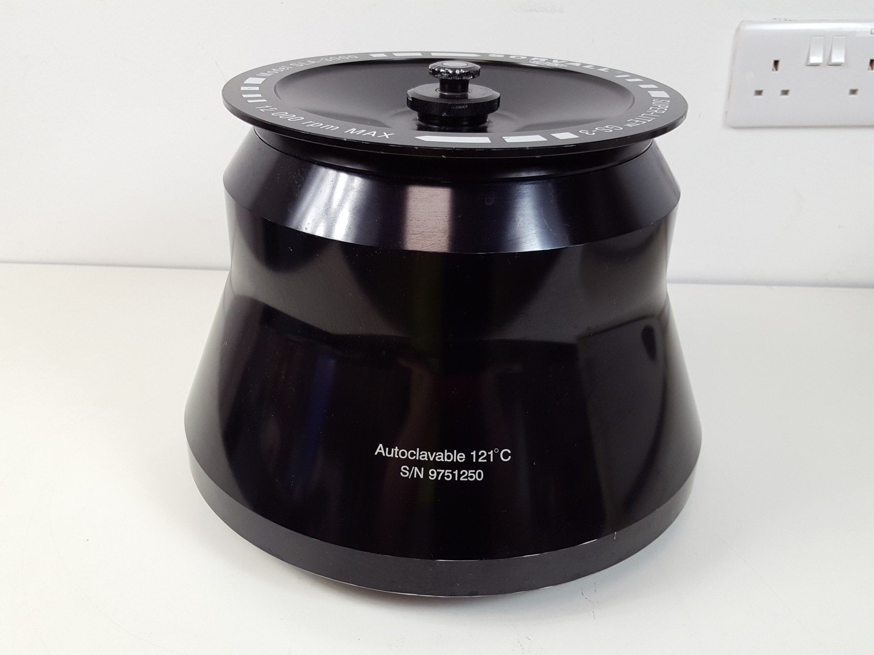 Image of Sorvall Model SLA-3000  Super-Lite GS-3  12000 rpm MAX Centrifuge Rotor Lab