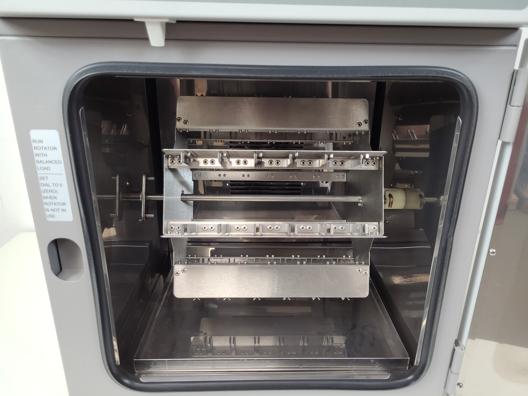Image of Sheldon Manufacturing Shel Lab Agilent Hybridization Oven Model: G2545A Lab