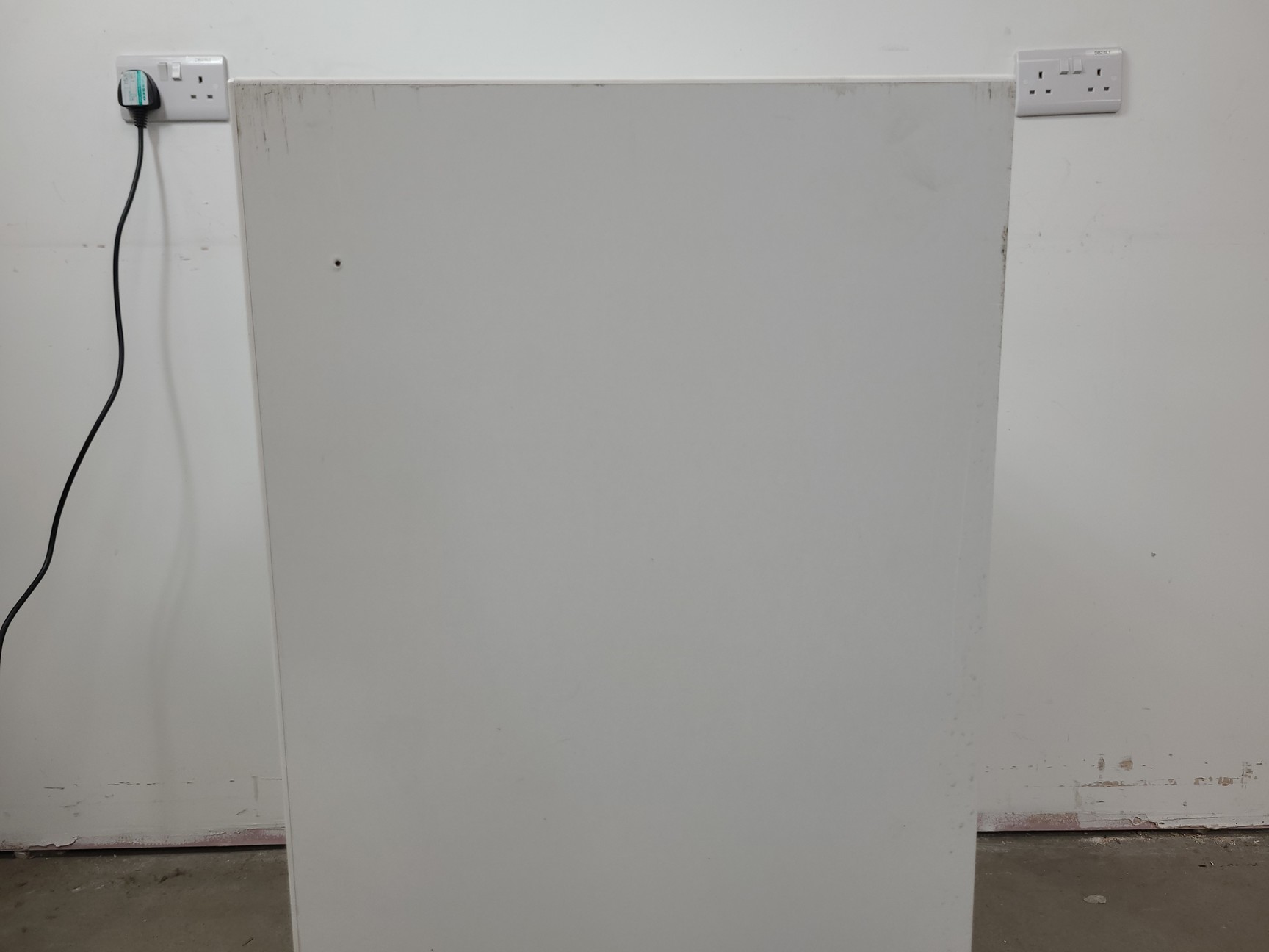 Image of 4x  Square Laboratory Cabinets with Glass Sliding Doors Lab