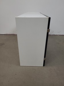 Thumbnail image of 8 x Wall Mounted Double Door Laboratory Cupboards  L 100cm x W 34cm x H 60cm Lab