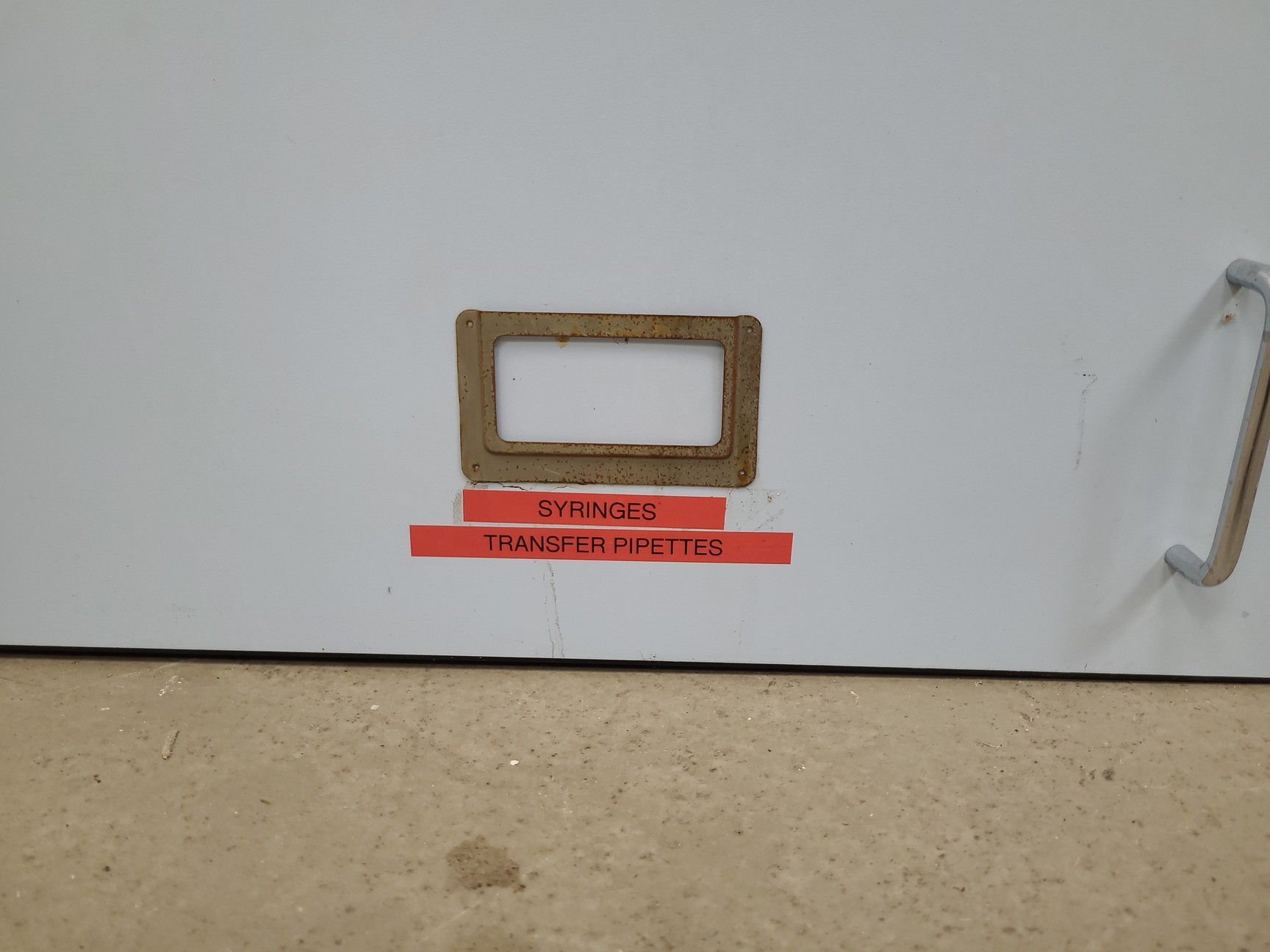 Image of 8 x Wall Mounted Double Door Laboratory Cupboards  L 100cm x W 34cm x H 60cm Lab