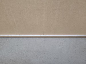 Thumbnail image of 8 x Wall Mounted Double Door Laboratory Cupboards  L 100cm x W 34cm x H 60cm Lab